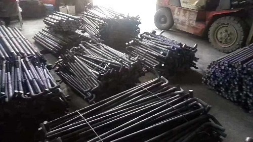 地腳螺栓規(guī)格型號(hào)是怎么打上去的？