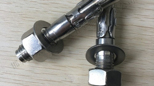 膨脹螺栓、化學(xué)螺栓和化學(xué)植筋，該如何區(qū)分呢